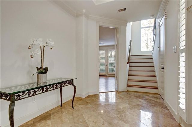 2318 Welch Street, Houston, TX 77019