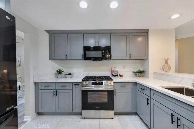 3580 Santo Thomas Circle, Corona, CA 92882