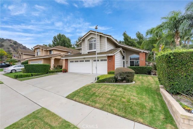 3580 Santo Thomas Circle, Corona, CA 92882