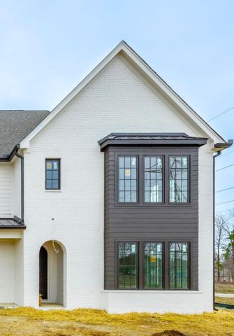 1895 Dawson Circle 1890, Chattanooga, TN 37421