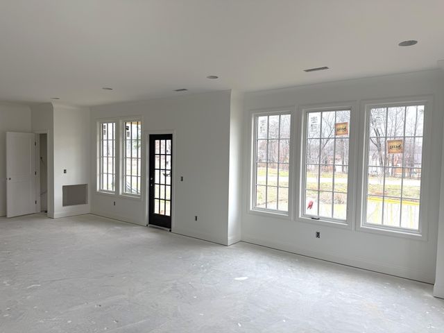 1895 Dawson Circle 1890, Chattanooga, TN 37421