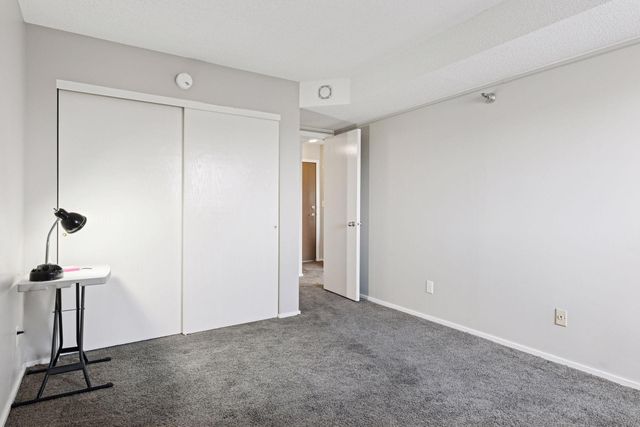 66 9th Street E 1609, Saint Paul, MN 55101