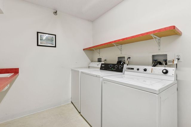 66 9th Street E 1609, Saint Paul, MN 55101