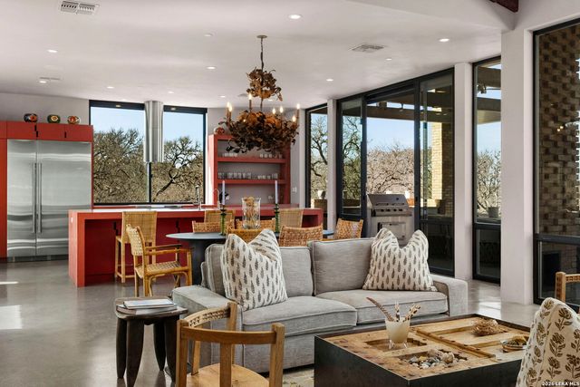 115 Seale Hill, Comfort, TX 78013