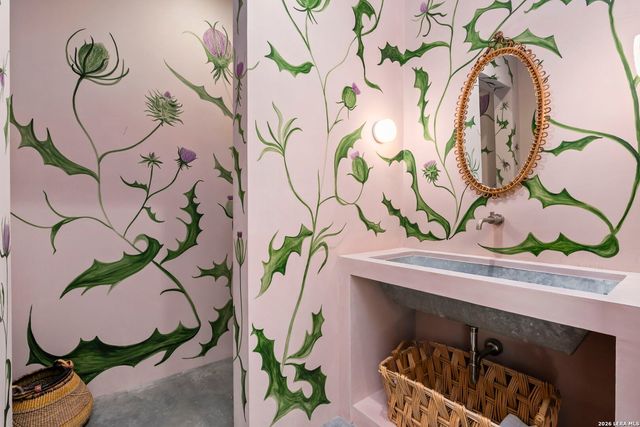 115 Seale Hill, Comfort, TX 78013