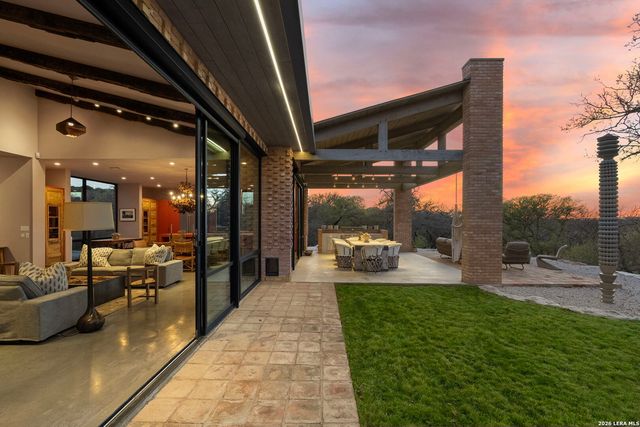 115 Seale Hill, Comfort, TX 78013