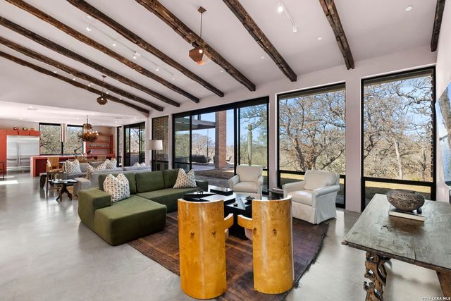 115 Seale Hill, Comfort, TX 78013