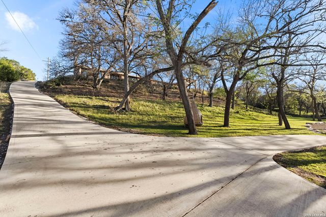 115 Seale Hill, Comfort, TX 78013