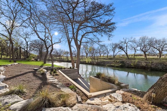 115 Seale Hill, Comfort, TX 78013