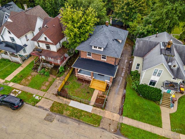 1315 4TH Avenue, Rockford, IL 61104