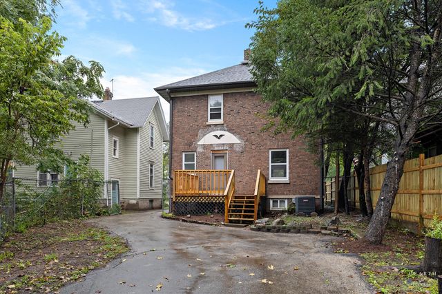 1315 4TH Avenue, Rockford, IL 61104