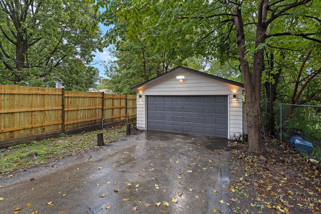 1315 4TH Avenue, Rockford, IL 61104