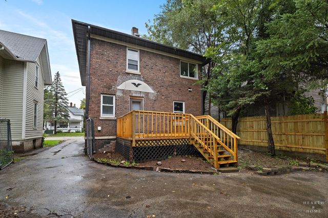 1315 4TH Avenue, Rockford, IL 61104