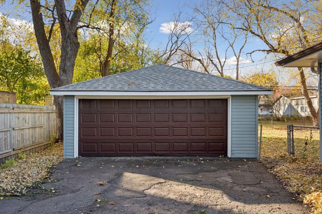 5513 Bryant Avenue N, Brooklyn Center, MN 55430