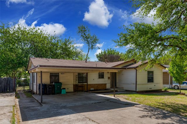 4413 Vermont Avenue A, Fort Worth, TX 76115