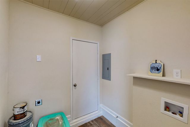 4413 Vermont Avenue A, Fort Worth, TX 76115