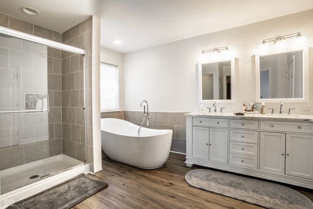 8550 Fenton Tower Drive, Indianapolis, IN 46259