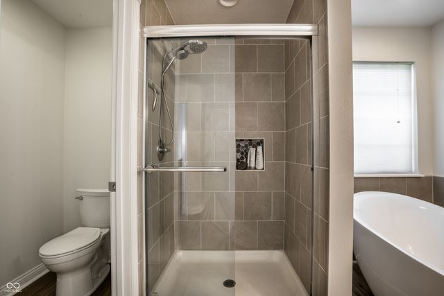 8550 Fenton Tower Drive, Indianapolis, IN 46259