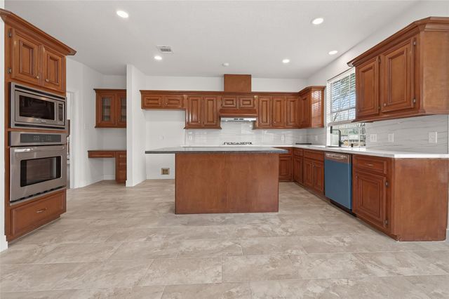 5802 Moss Point Court, Spring, TX 77379