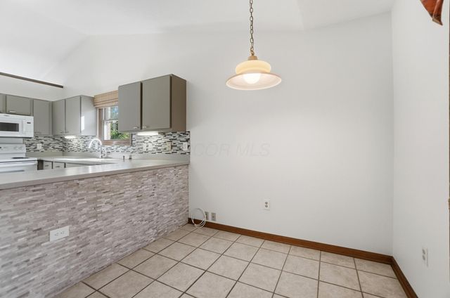 3112 Country Side Court, Springfield, OH 45503