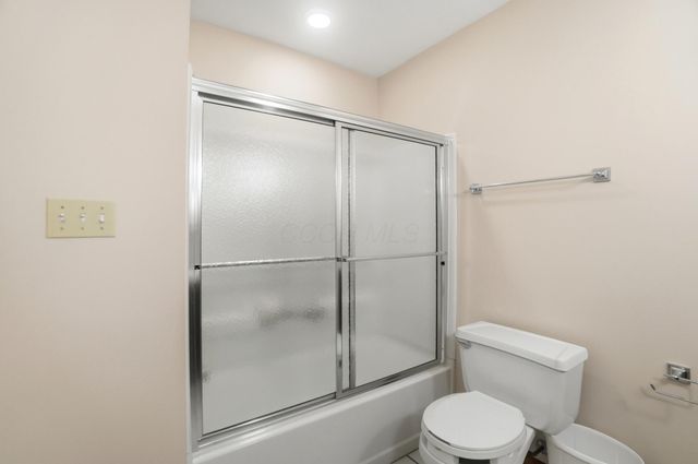 3112 Country Side Court, Springfield, OH 45503