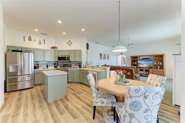 4812 TURTLE BAY TERRACE, Bradenton, FL 34203