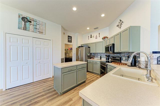 4812 TURTLE BAY TERRACE, Bradenton, FL 34203