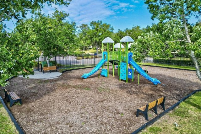 4812 TURTLE BAY TERRACE, Bradenton, FL 34203