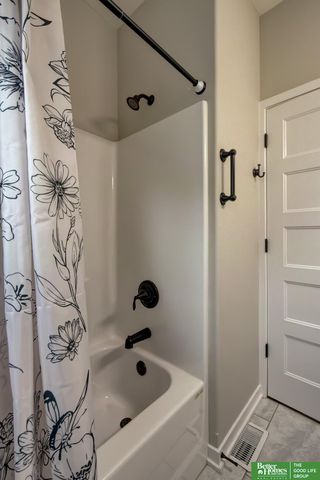 11952 S 113th Street, Papillion, NE 68046