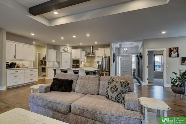 11952 S 113th Street, Papillion, NE 68046