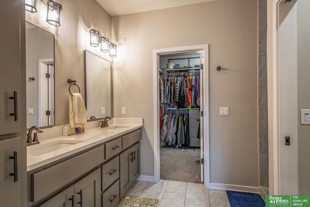 11952 S 113th Street, Papillion, NE 68046