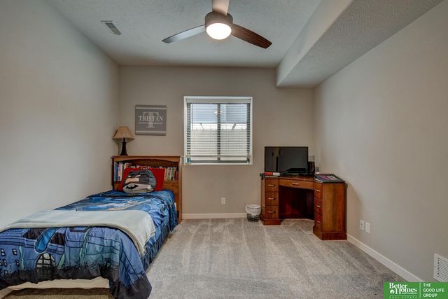 11952 S 113th Street, Papillion, NE 68046