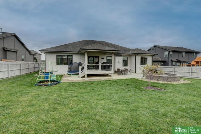 11952 S 113th Street, Papillion, NE 68046