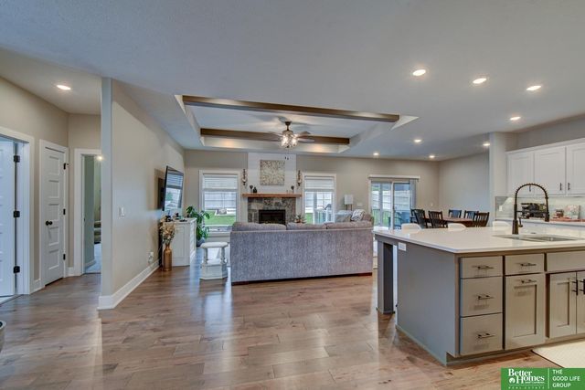 11952 S 113th Street, Papillion, NE 68046