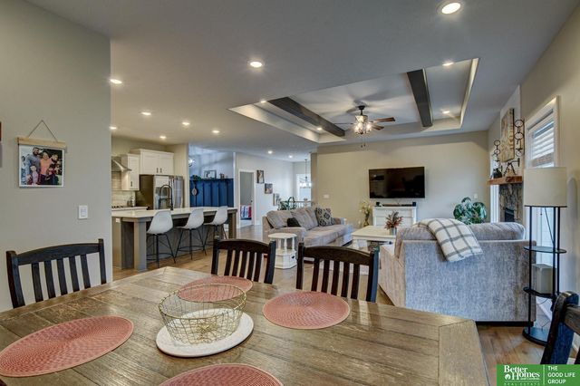 11952 S 113th Street, Papillion, NE 68046