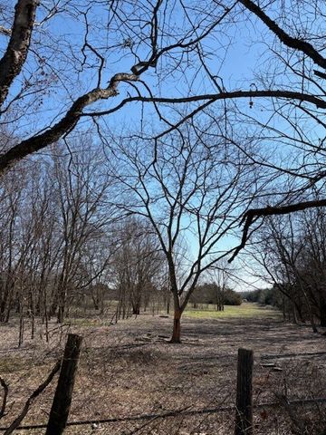 000 County Road 4518, Wolfe City, TX 75496