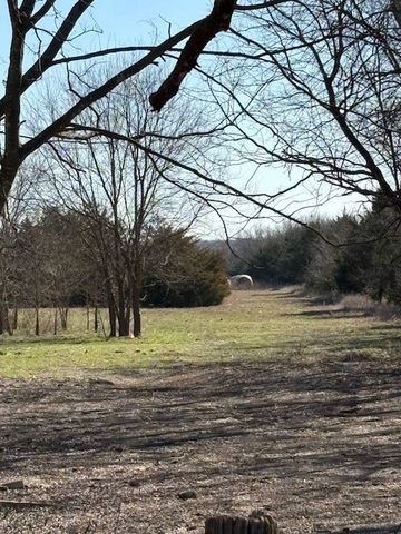 000 County Road 4518, Wolfe City, TX 75496