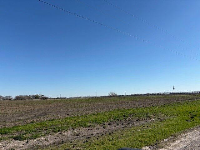 000 County Road 4518, Wolfe City, TX 75496
