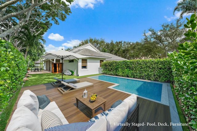9927 SE Canary Palm Way, Jupiter, FL 33469