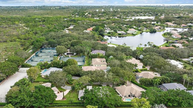 9927 SE Canary Palm Way, Jupiter, FL 33469