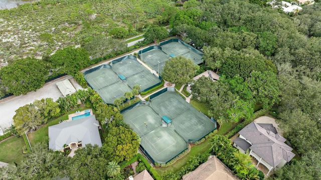 9927 SE Canary Palm Way, Jupiter, FL 33469