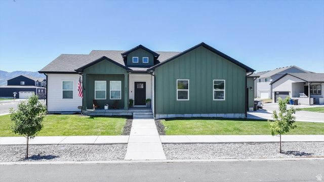 602 W 20 N, Hyrum, UT 84319