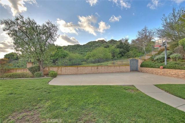 21215 Granite Wells Dr, Walnut, CA 91789