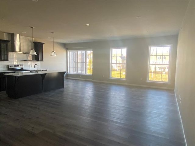 1439 Hastings Crescent, South Fayette, PA 15017