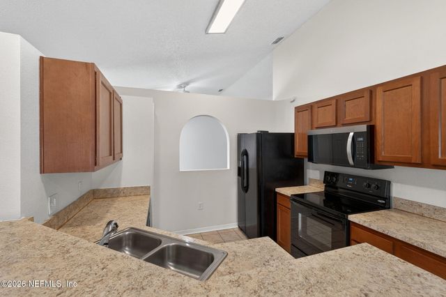 7251 LAWN TENNIS Lane, Jacksonville, FL 32277