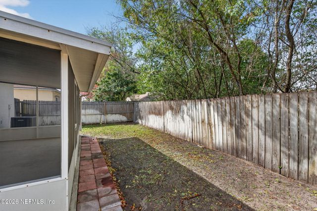 7251 LAWN TENNIS Lane, Jacksonville, FL 32277