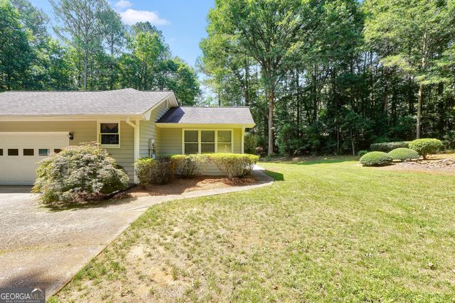 381 WYLDEWOODE Drive, Mcdonough, GA 30253