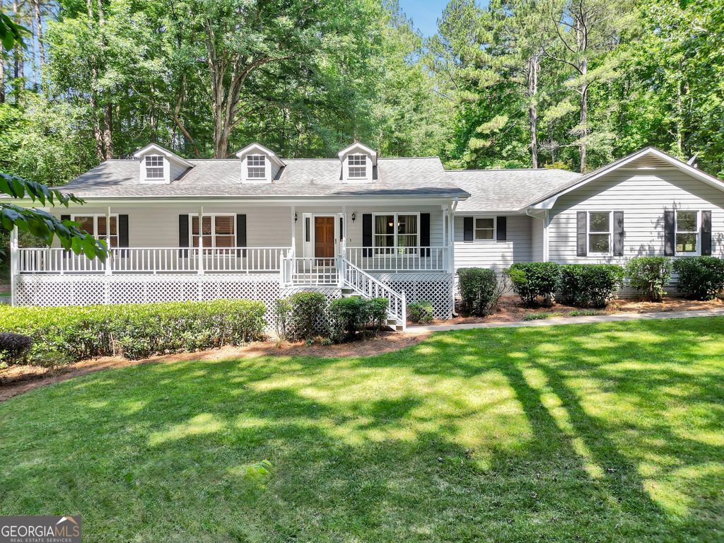 381 WYLDEWOODE Drive, Mcdonough, GA 30253