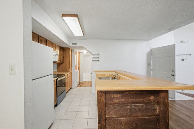 9827 Walnut Street 210, Dallas, TX 75243