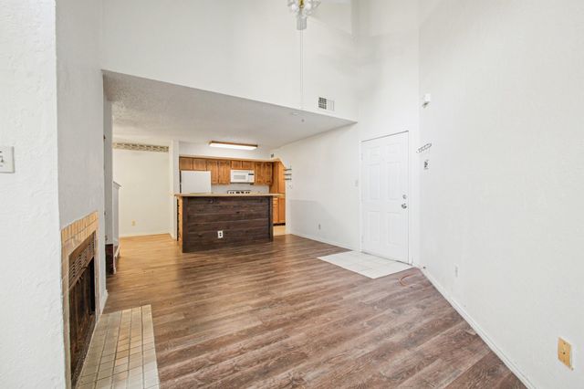9827 Walnut Street 210, Dallas, TX 75243